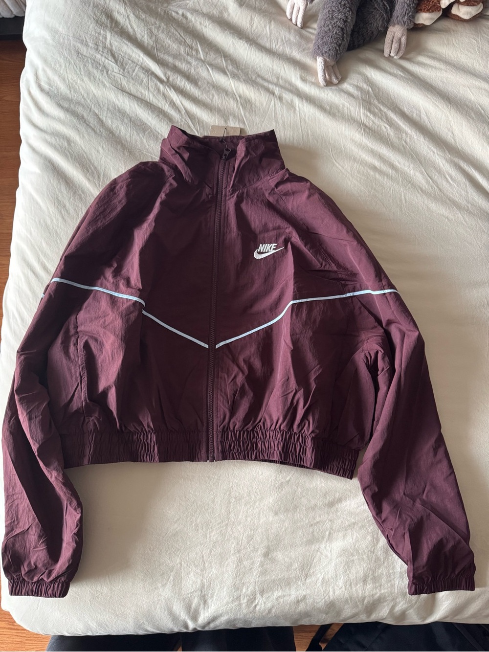 Nike Women's Wine Maroon Cropped Windbreaker Jacket